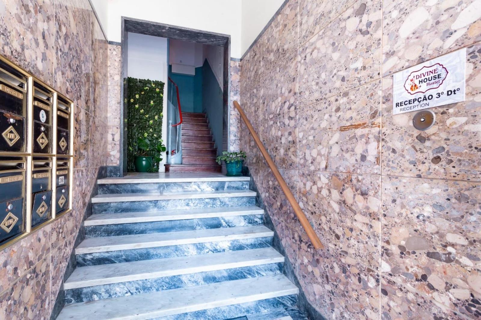 Divine House Of Graca Hotel Lisbon Exterior photo